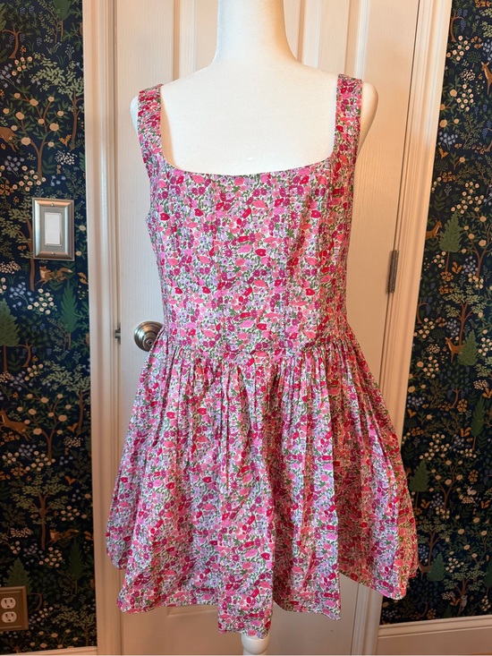 LoveShackFancy Dresses & Skirts - LoveShackFancy White Top with Pink Heart Button and Floral Tie